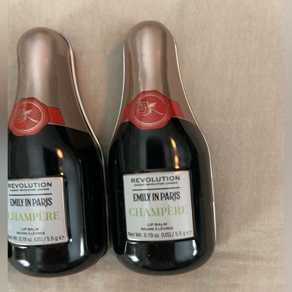 NIP Emily in Paris Lipstick Lot - Picture 4 of 7